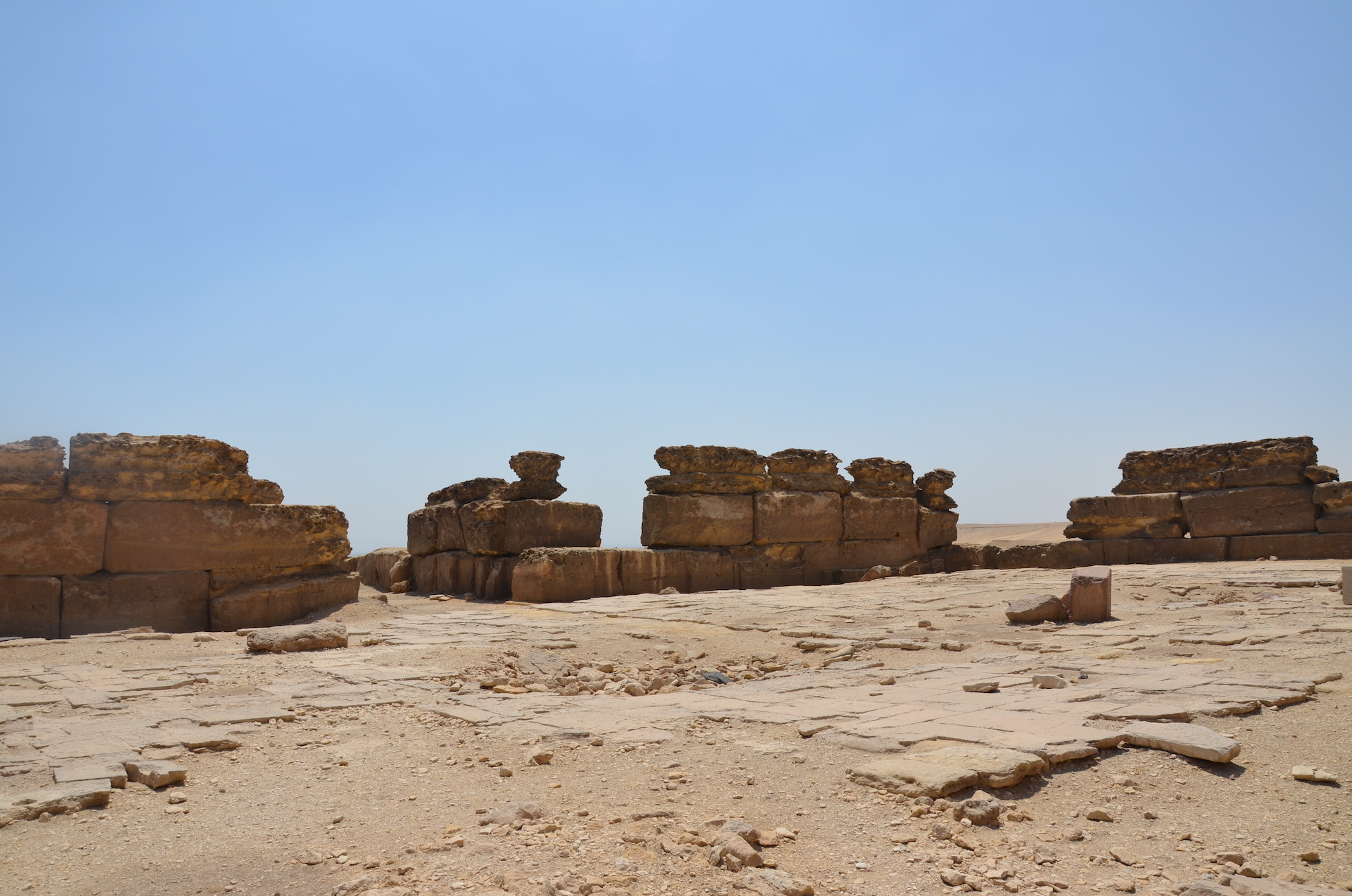 Pyramid of Menkaure, Giza, Egypt — photo 7 of 17